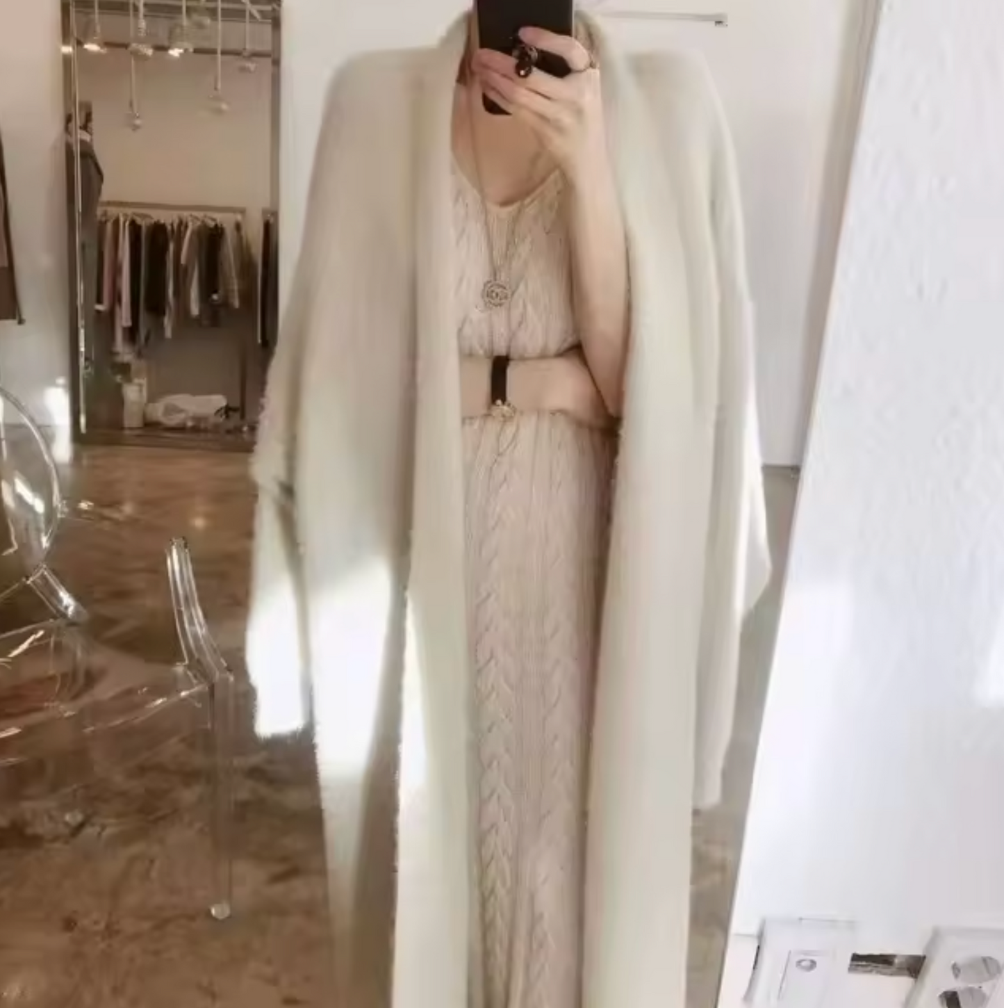 Yassi – Lang cashmere strik cardigan